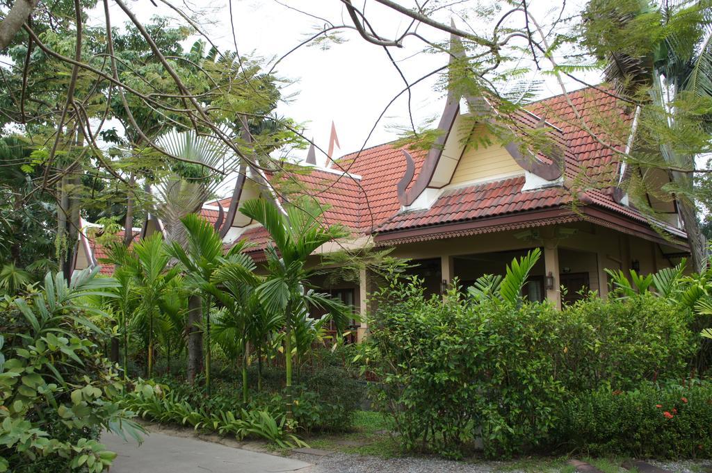 Palm Village Rawai Buitenkant foto